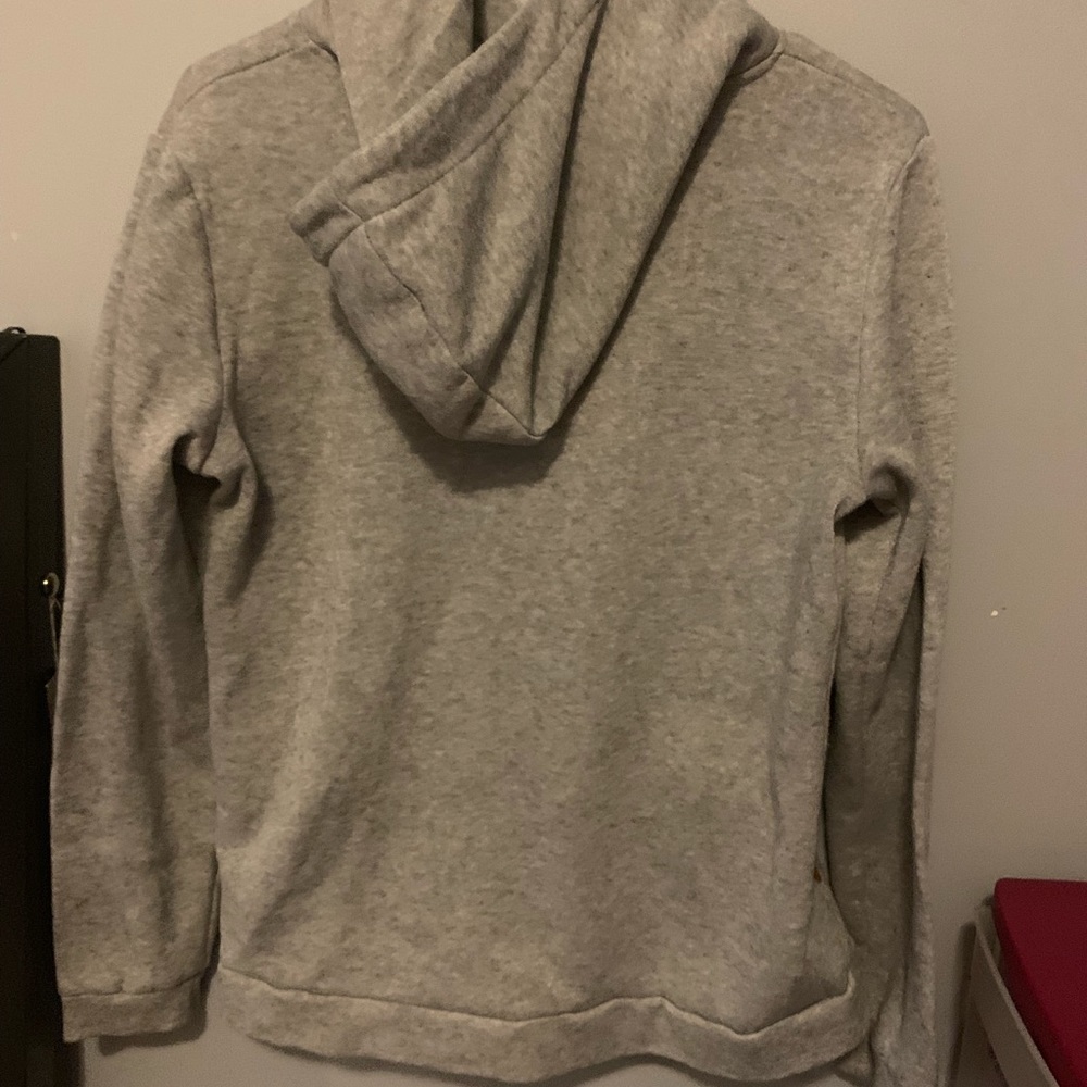Grey jacket. Size M-L